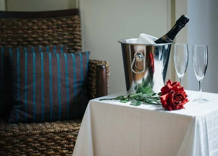 Arco De Mazarelos Hotel *